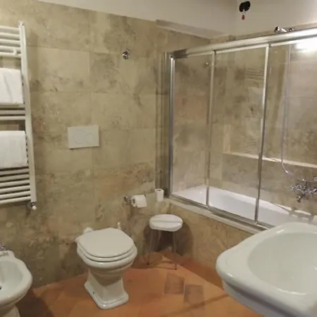 Bed & Breakfast Meuble Il Riccio 4*