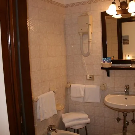 Meublé Il Riccio Bed & Breakfast 4*